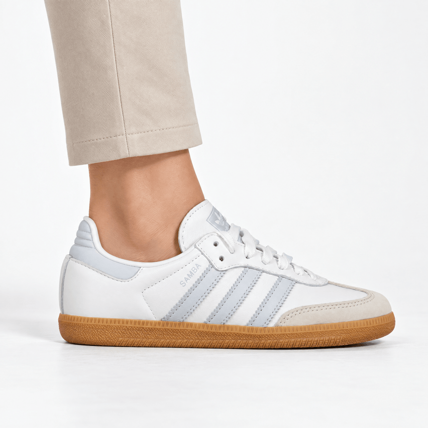 Adidas Originals Samba OG Trainers in White/Pastel Blue - Boinclo - Outlet Sale Under Retail