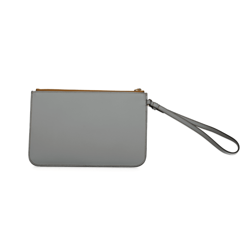 Burberry New Peyton Leather Clutch Bag in Grey - Boinclo - Outlet Sale Under Retail