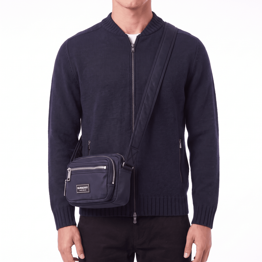 Burberry Warner Logo Nylon Crossbody Bag in Navy - Boinclo - Outlet Sale Under Retail