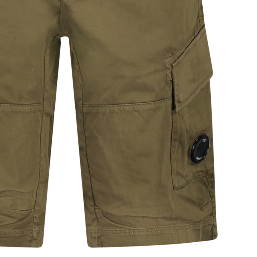 CP Company Bermuda Cargo Lens Shorts Ivy Green - Boinclo - Outlet Sale Under Retail