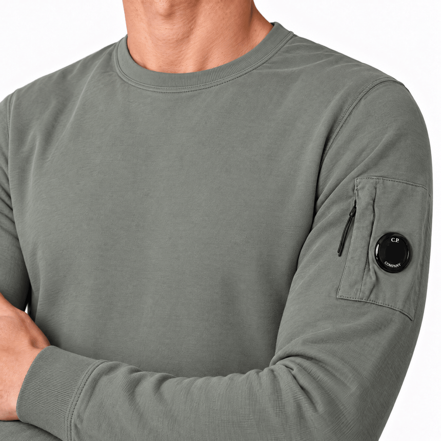 CP Company Light Fleece Crewneck Lens Sweatshirt in Gunmetal Grey - Boinclo - Outlet Sale Under Retail