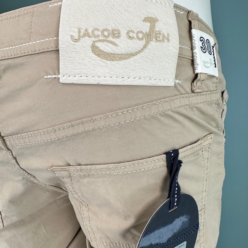 Jacob Cohen Bermuda Shorts Fur Patch Beige - Boinclo - Outlet Sale Under Retail