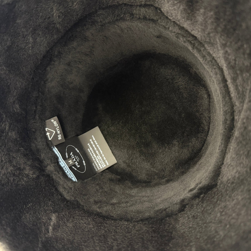 Re - Nylon and Shearling Bucket Hat in Nero - Boinclo - Outlet Sale Under Retail