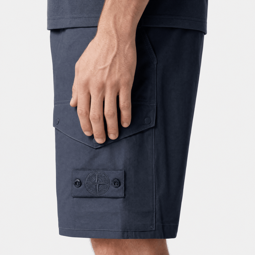 Stone Island All - Weather Cotton Canvas Ghost Cargo Shorts in Navy - Boinclo - Outlet Sale Under Retail