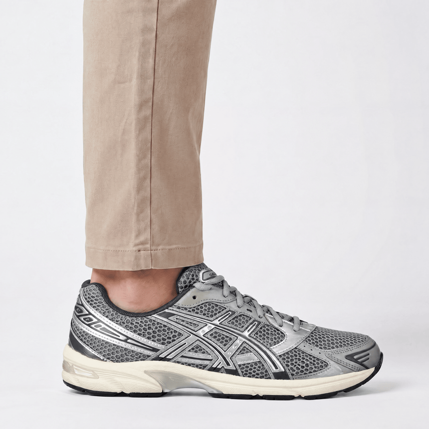 Asics GEL-1130 in Clay Grey / Pure Silver - Boinclo - Outlet Sale Under Retail