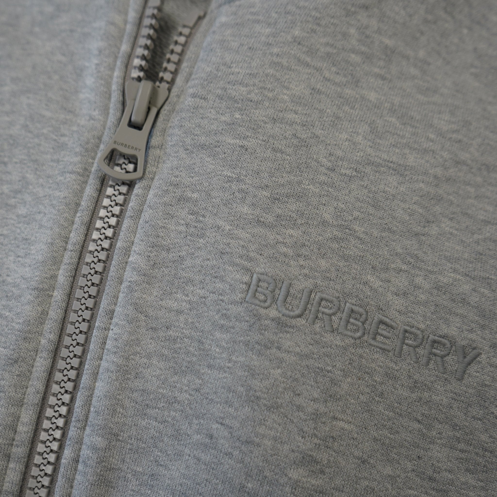 burberry-hove-check-hood-