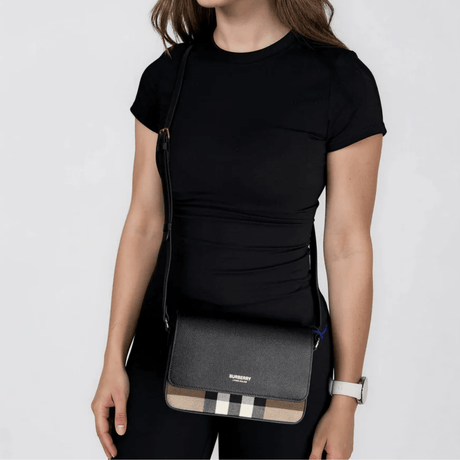 Burberry 'New Hampshire' Leather Shoulder Bag Black - Boinclo - Outlet Sale Under Retail