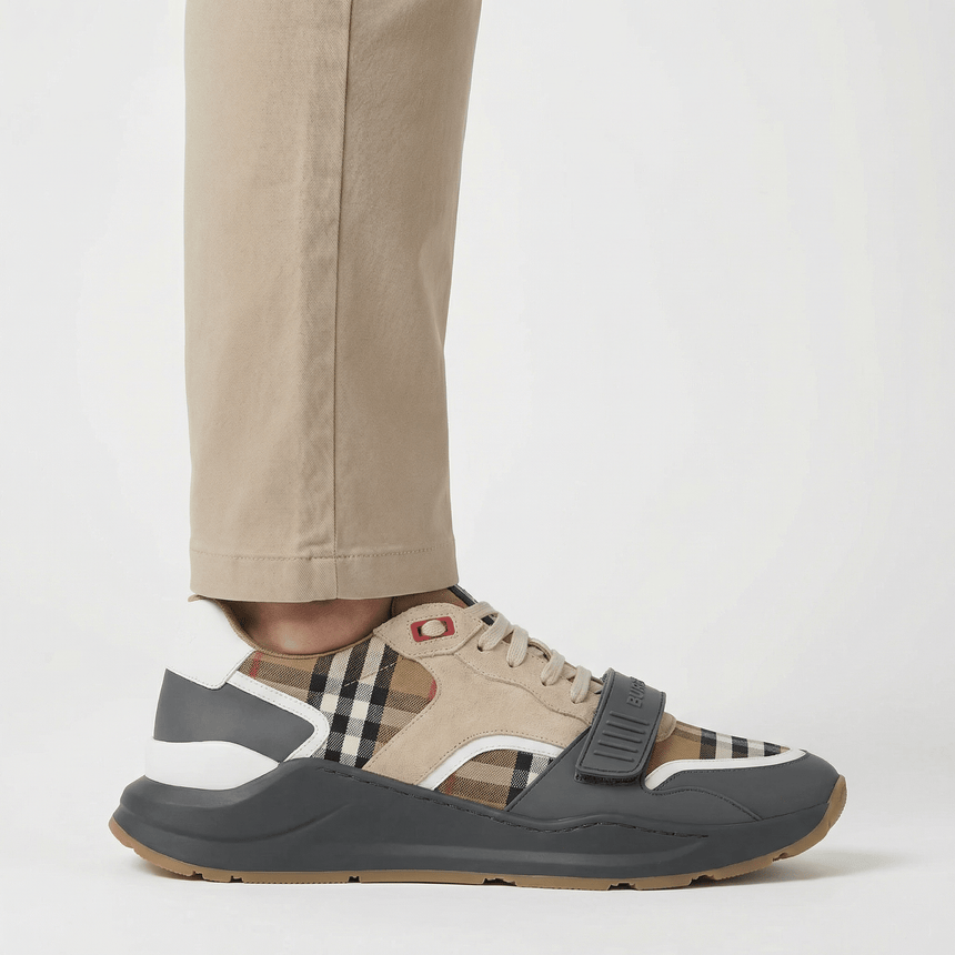 Burberry 'Ramsey Runner' Trainers Taupe Brown - Boinclo - Outlet Sale Under Retail