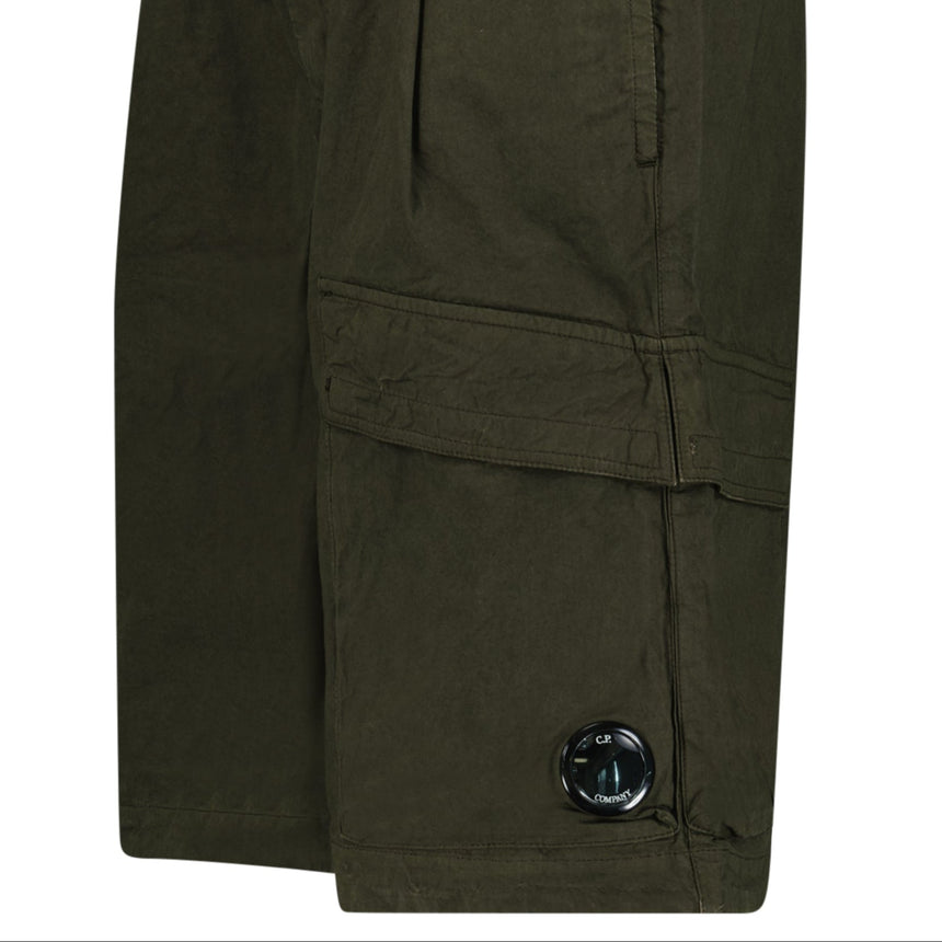 CP Company Micro - Reps Boxy Lens Shorts in Khaki Green - Boinclo - Outlet Sale Under Retail