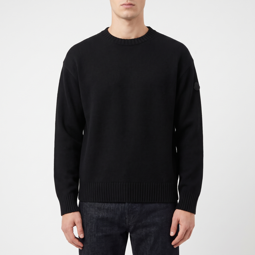 Moncler Wool and Cashmere Crew Neck Jumper in Black