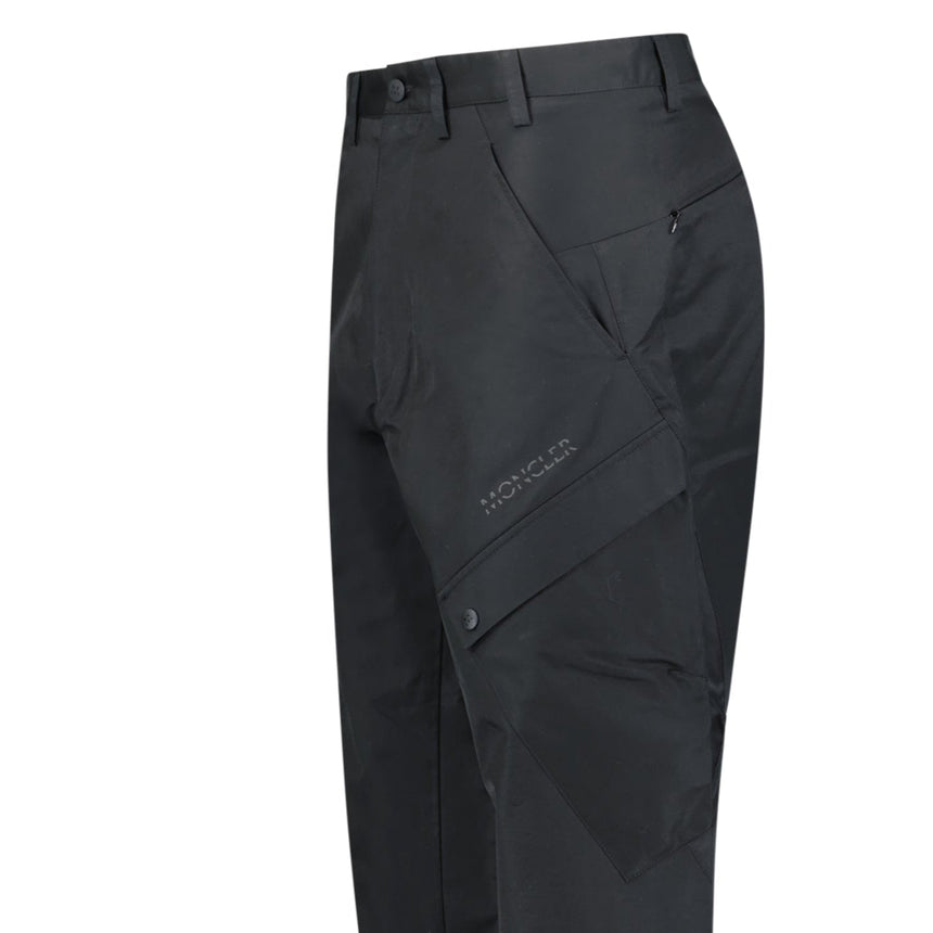 Moncler Cargo Writing Logo Trousers Black - Boinclo - Outlet Sale Under Retail